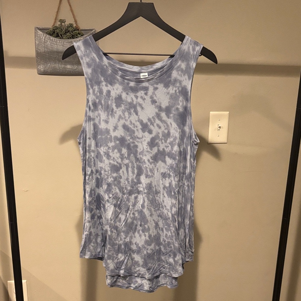 Old Navy Blue Tie-Dye Sleeveless Tank Top